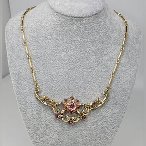 ▪︎Vtg Coro Necklace